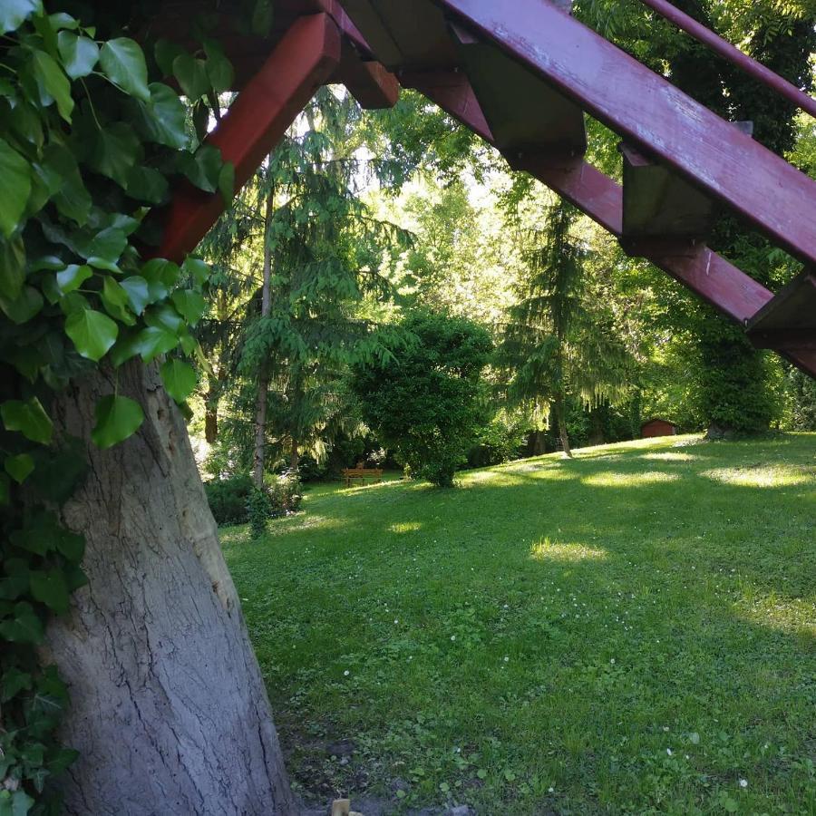 Park Hédervár Dış mekan fotoğraf
